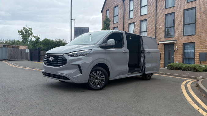 Ford Transit Custom 320 L1 Diesel Fwd 2.0 EcoBlue 136ps H1 Van Limited - Image 37